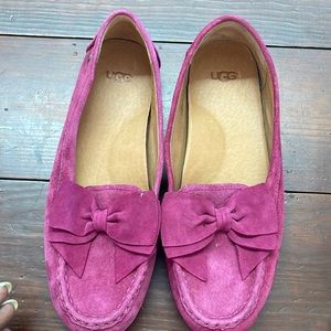 Ugg pink flats
